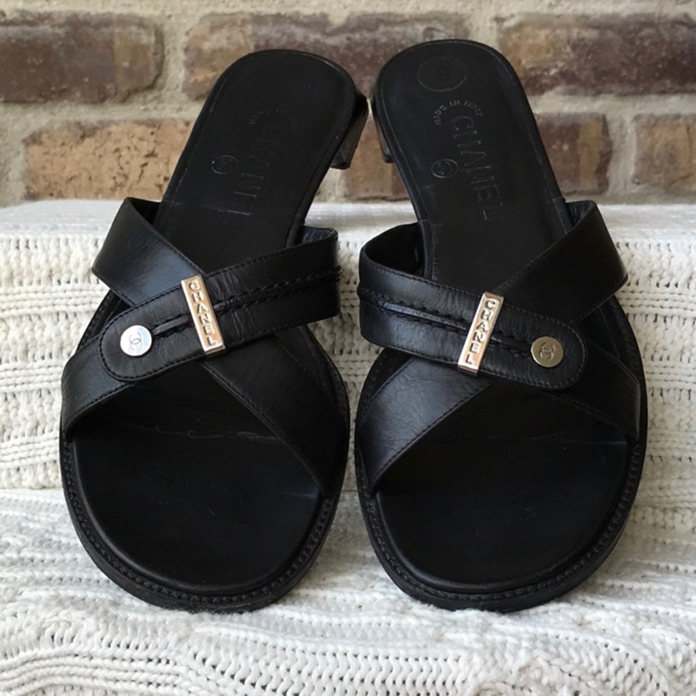 Chanel 💯% Authentic Sandals Size 38 1/2